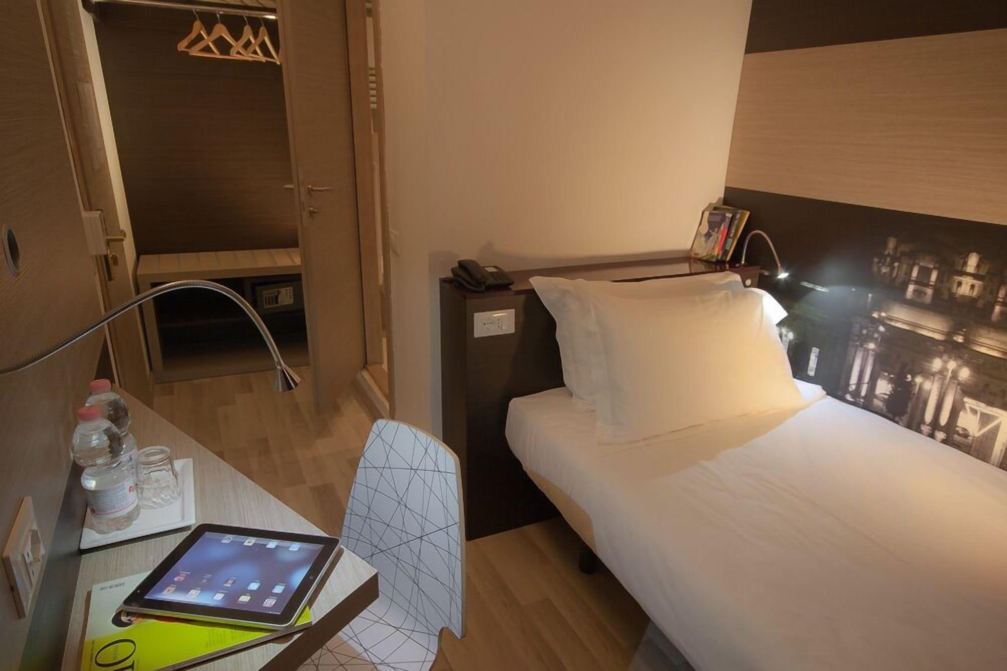 Genius Hotel Downtown Milan Bilik gambar